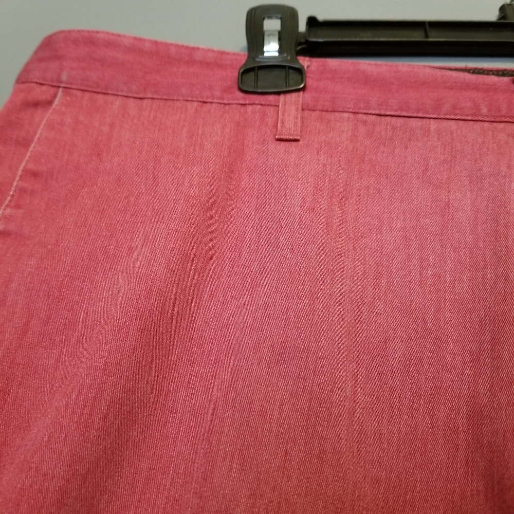 Volcom Corpo Class Shorts Faded Red Size 40 - image 3